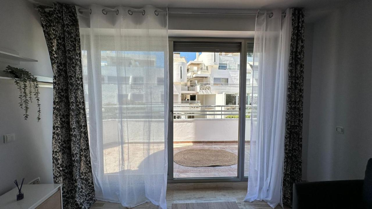 Vitania Resort La Cala Apartment Малага Экстерьер фото