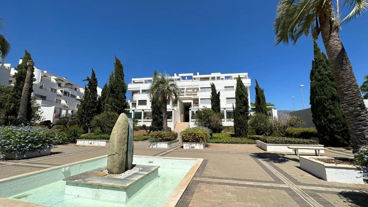 Vitania Resort La Cala Apartment Малага Экстерьер фото